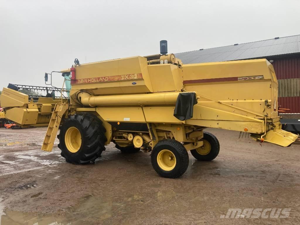 New Holland TX 30 Kombajny zbożowe