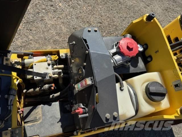 Bomag BMP 8500, Vält Walce dwubębnowe