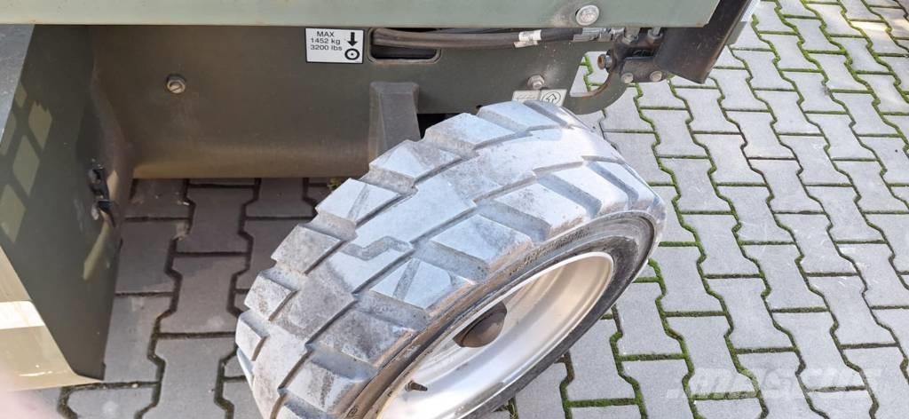 JLG M 3369 Podnośniki nożycowe