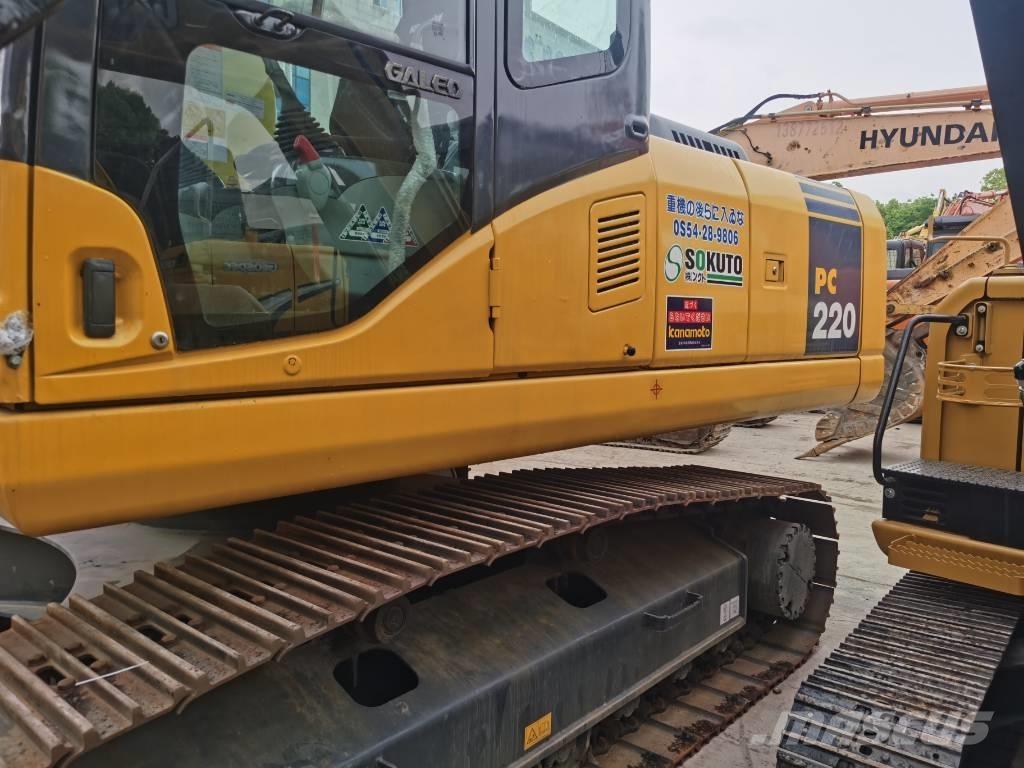 Komatsu PC220-7 Koparki gąsienicowe