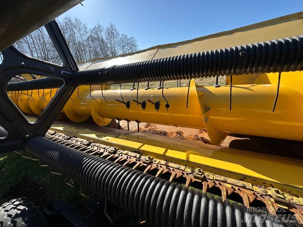 New Holland CX 8080 Kombajny zbożowe
