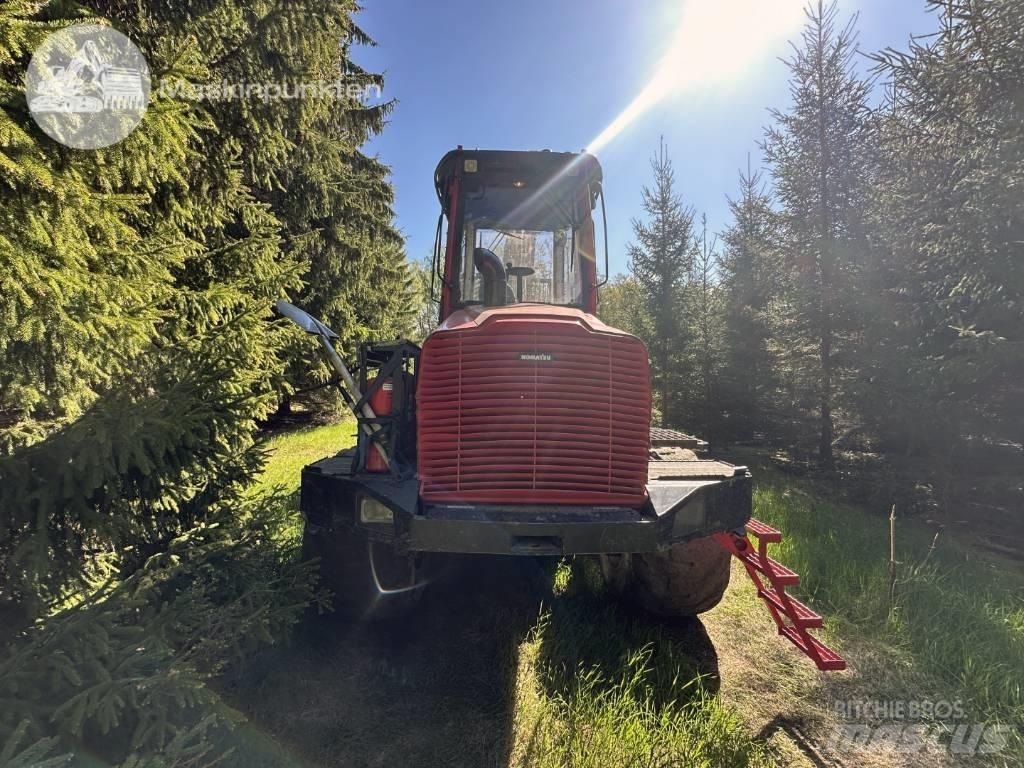 Komatsu 845 Forwardery