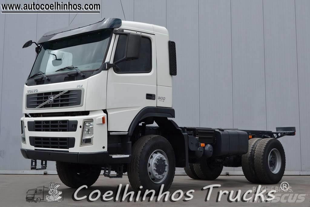Volvo Fm 300  4x4 Pojazdy pod zabudowę