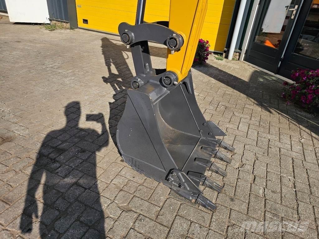 XCMG XE60GA Minikoparki