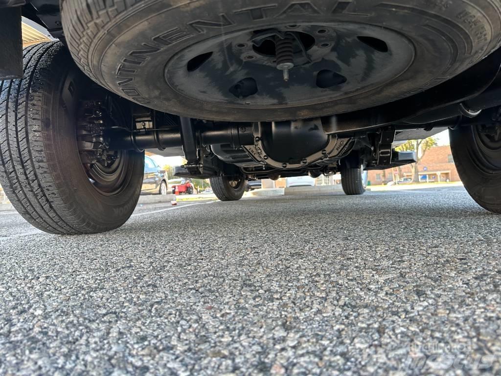 Ford F 250 Pick-upy / Pojazdy z otwieranymi burtami