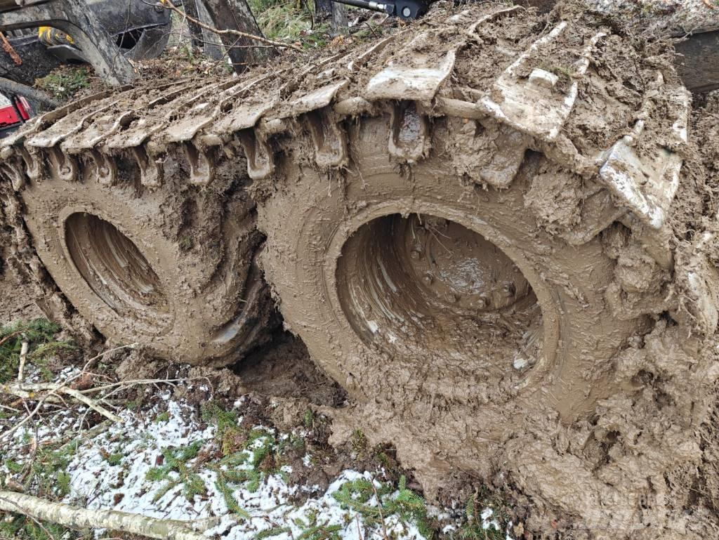 Komatsu 845 Forwardery