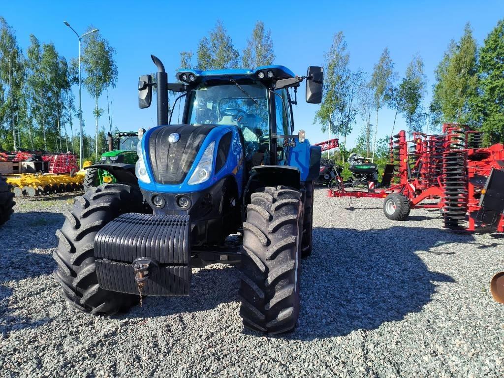 New Holland T 7.230 Ciągniki rolnicze
