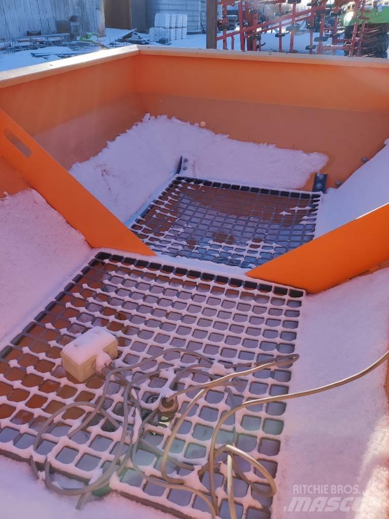 Sami 2000 Rozrzutnik nawozów mineralnych