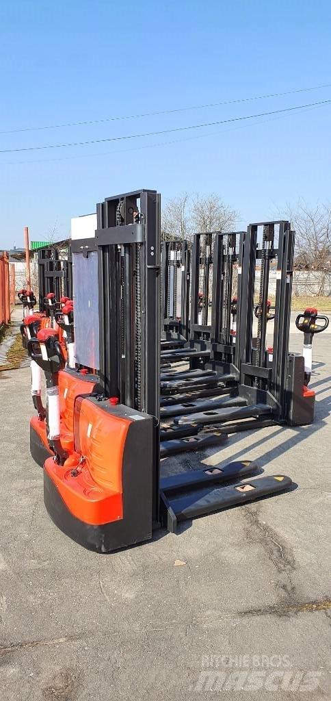 Everlift ELES-12J Samojezdne maszyny do załadunku