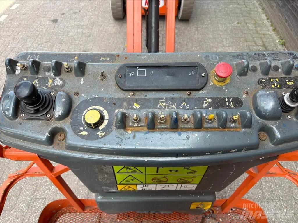 JLG E300AJP Podnośniki przegubowe