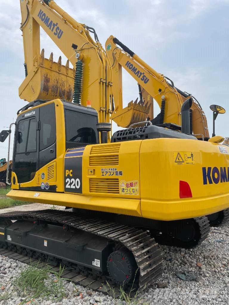 Komatsu PC 220 Koparki gąsienicowe
