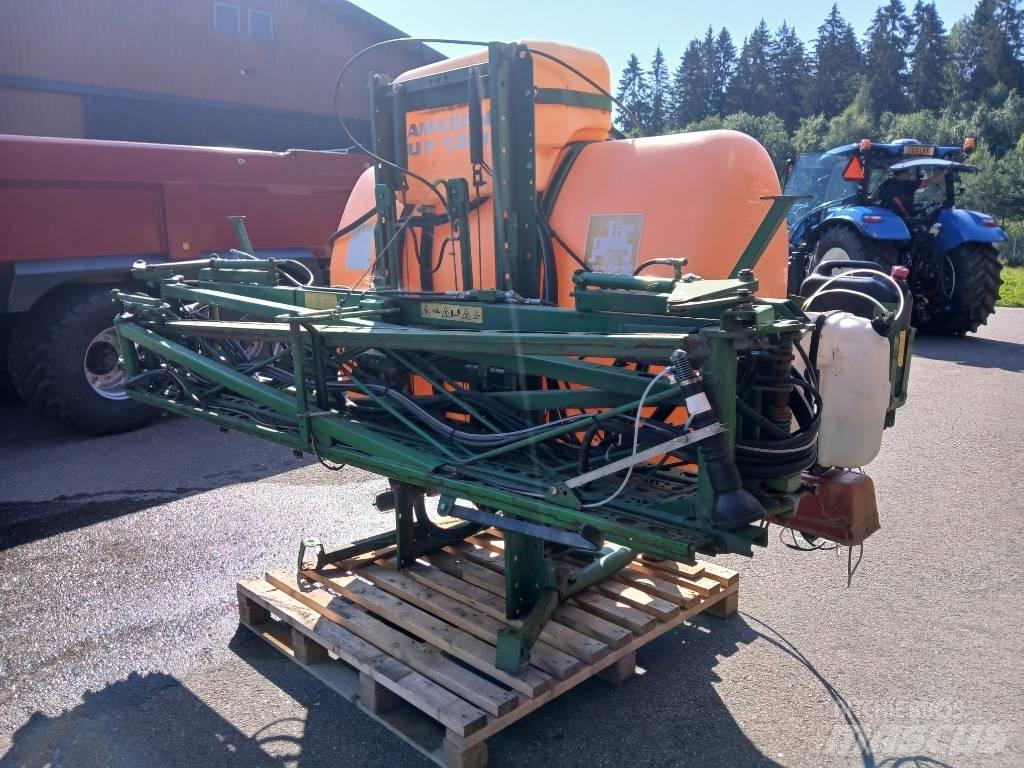 Amazone UF 1200 15m Zamontowane opryskiwacze