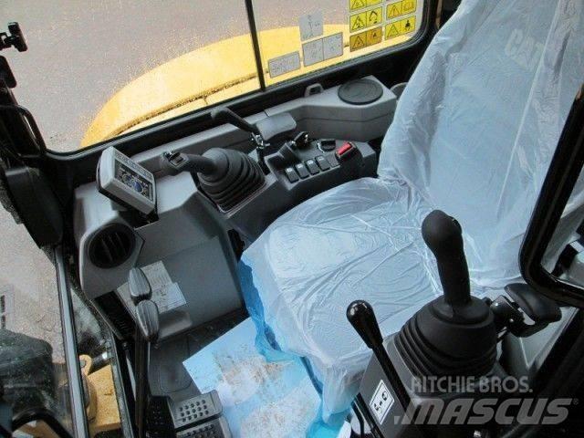 CAT 303.5 Minikoparki