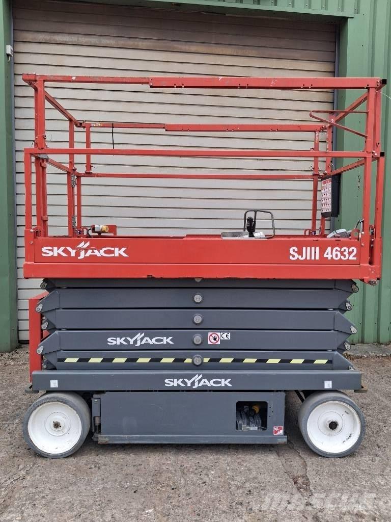 SkyJack SJ III 4632 Podnośniki nożycowe