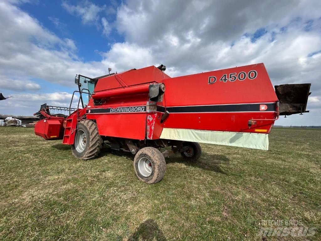 Dronningborg D4500 Kombajny zbożowe