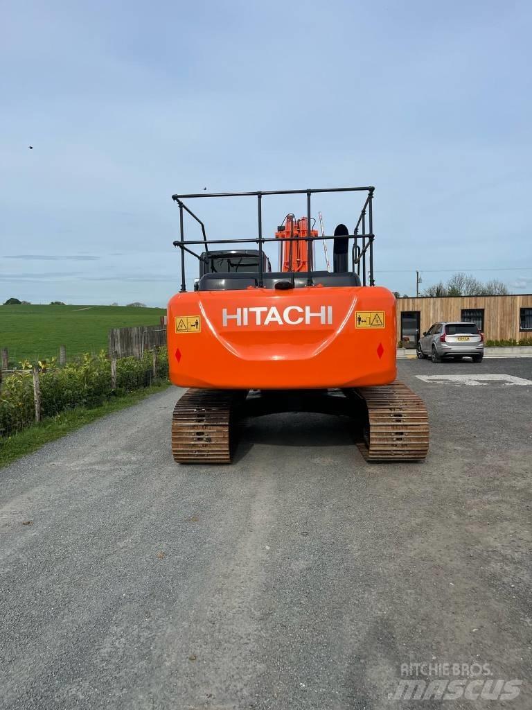 Hitachi Zaxis 210 LC Koparki z długim ramieniem