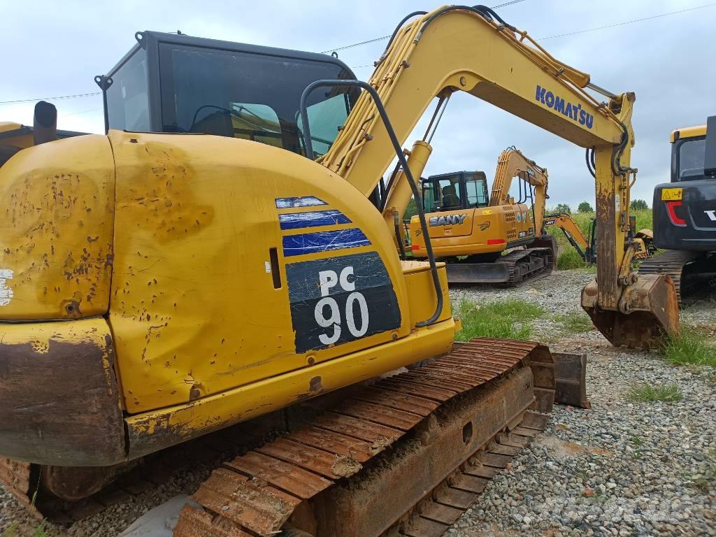 Komatsu PC 90 Koparki gąsienicowe