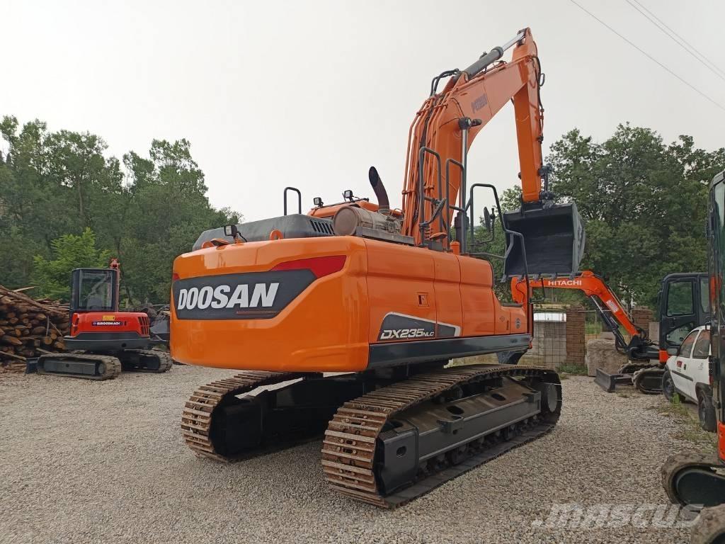 Doosan DX 235 NLC-5 Koparki gąsienicowe