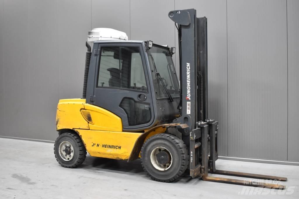 Jungheinrich DFG 550 Wózki Diesla
