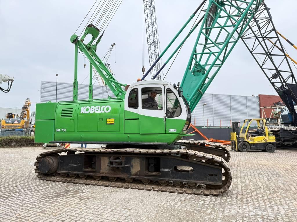 Kobelco BM 700 Żurawie gąsienicowe