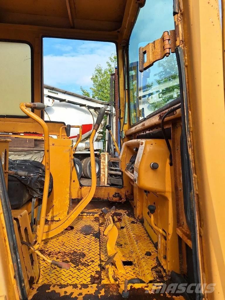 Komatsu D45-1 Spycharki gąsienicowe