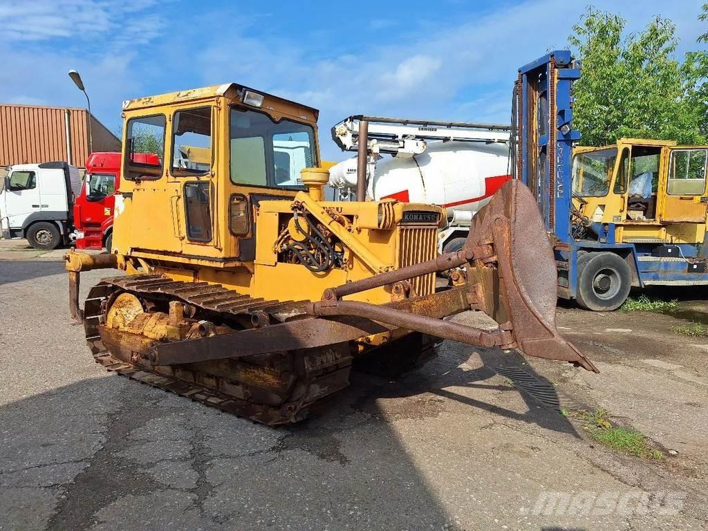 Komatsu D45-1 Spycharki gąsienicowe