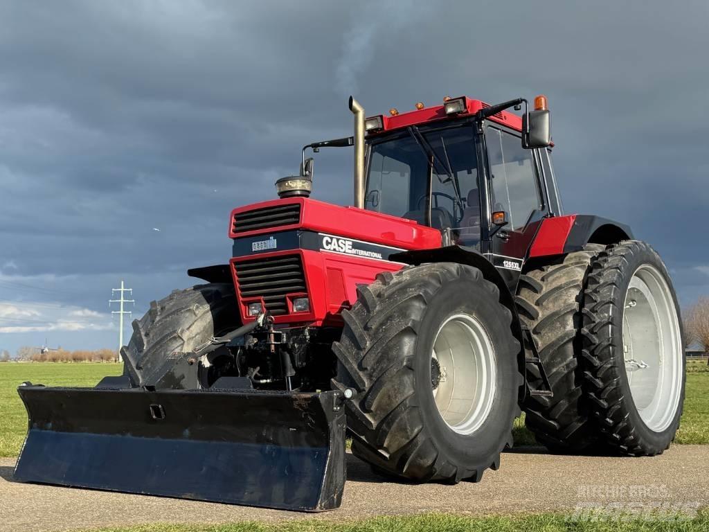 Case IH 1255 XL Ciągniki rolnicze