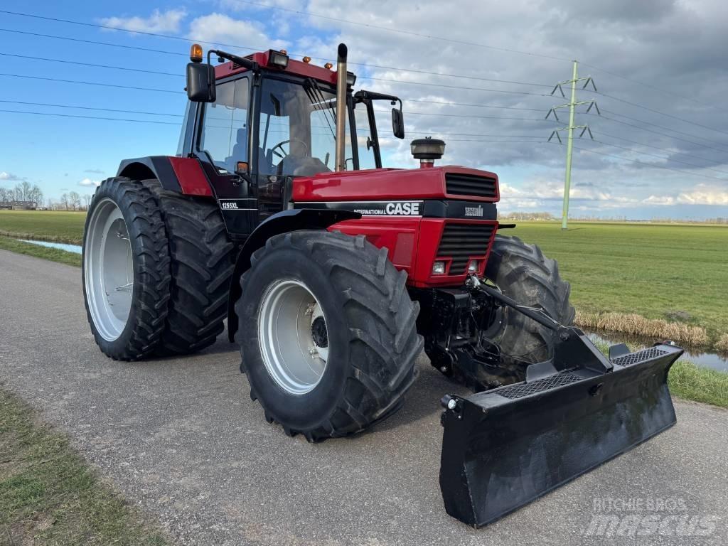Case IH 1255 XL Ciągniki rolnicze