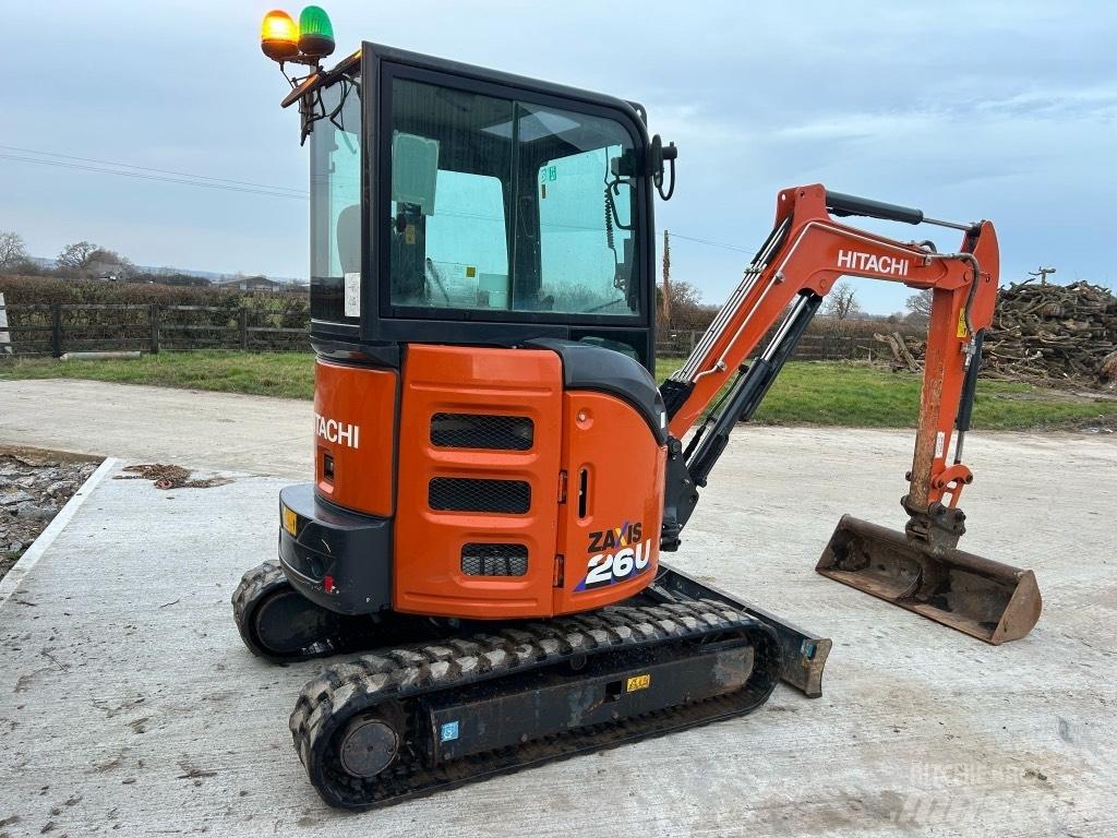 Hitachi ZX 26 U-6 Minikoparki