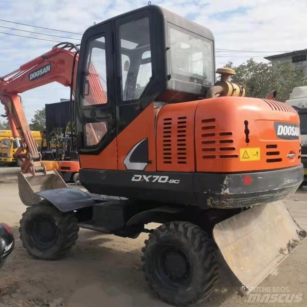 Doosan DX70W-9C Koparki kołowe