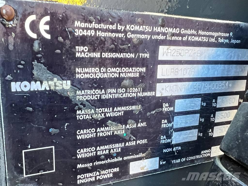 Komatsu WA 250 PZ-6 Ładowarki kołowe