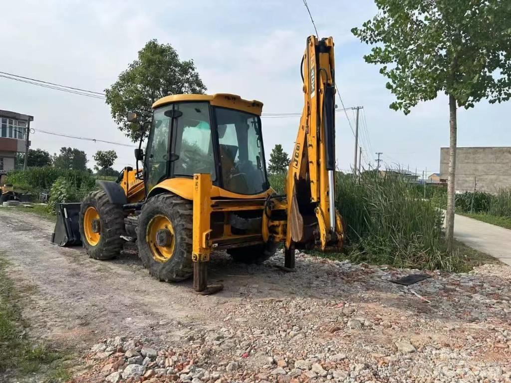 JCB 4 CX Koparko-ładowarki