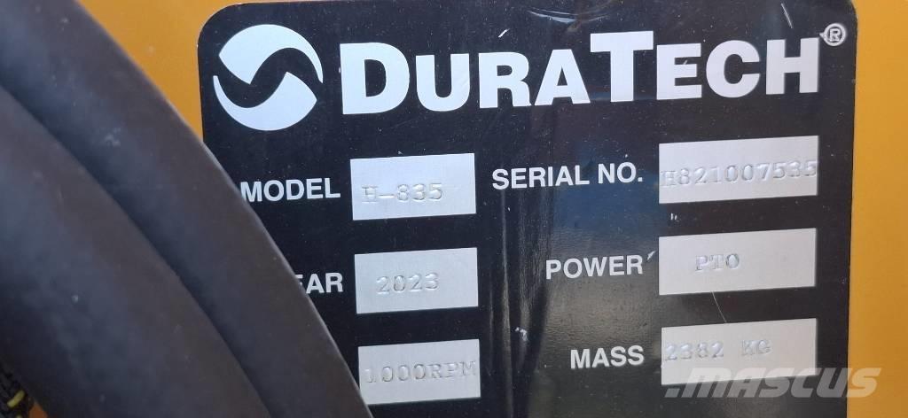 Haybuster H-835 Rozdrabniacze, krajarki i odwijarki słomy