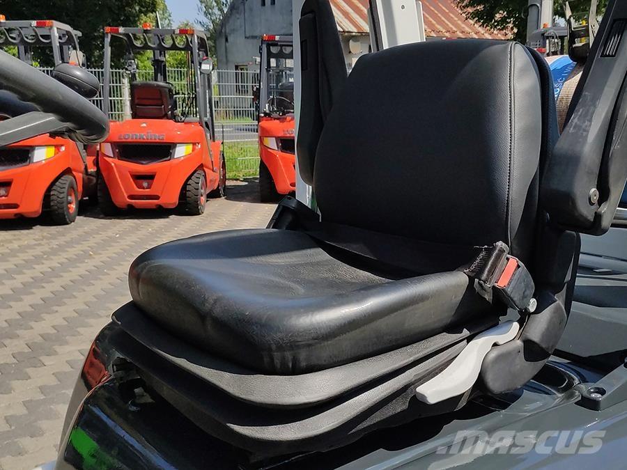 Nissan U1D2A25LH Wózki LPG