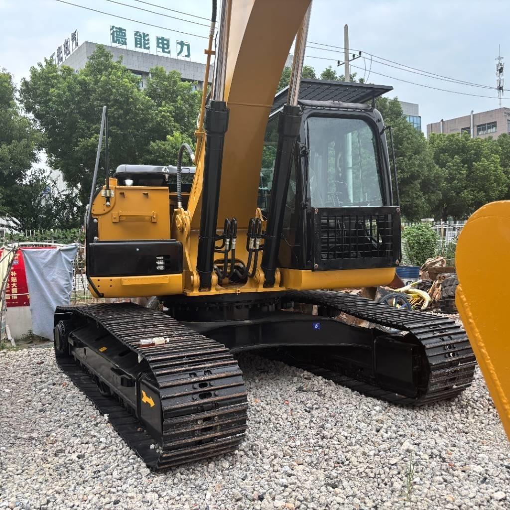 CAT 325 Koparki gąsienicowe