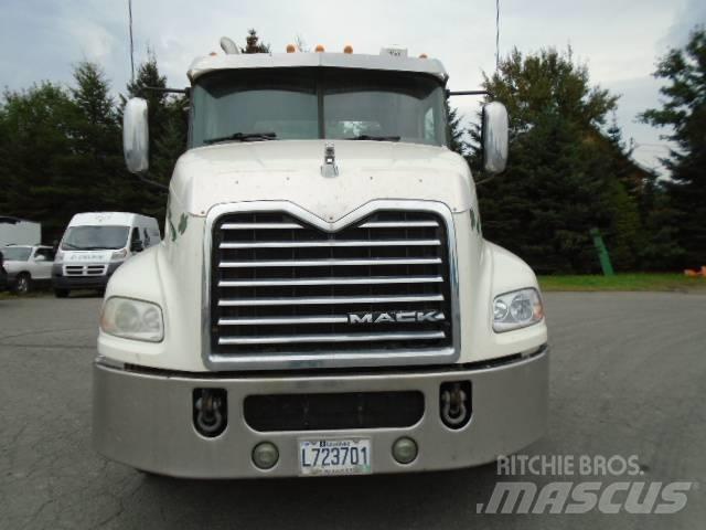 Mack CXU 613 Ciągniki siodłowe