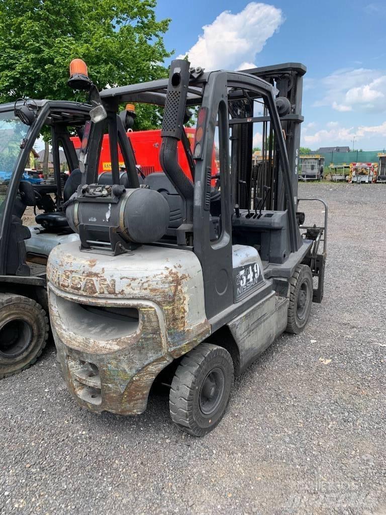 Nissan U1D2A25PQ Wózki LPG