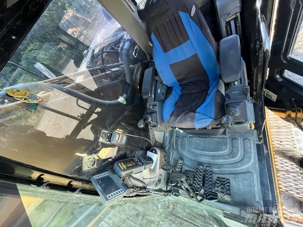 CAT 330 D Koparki gąsienicowe