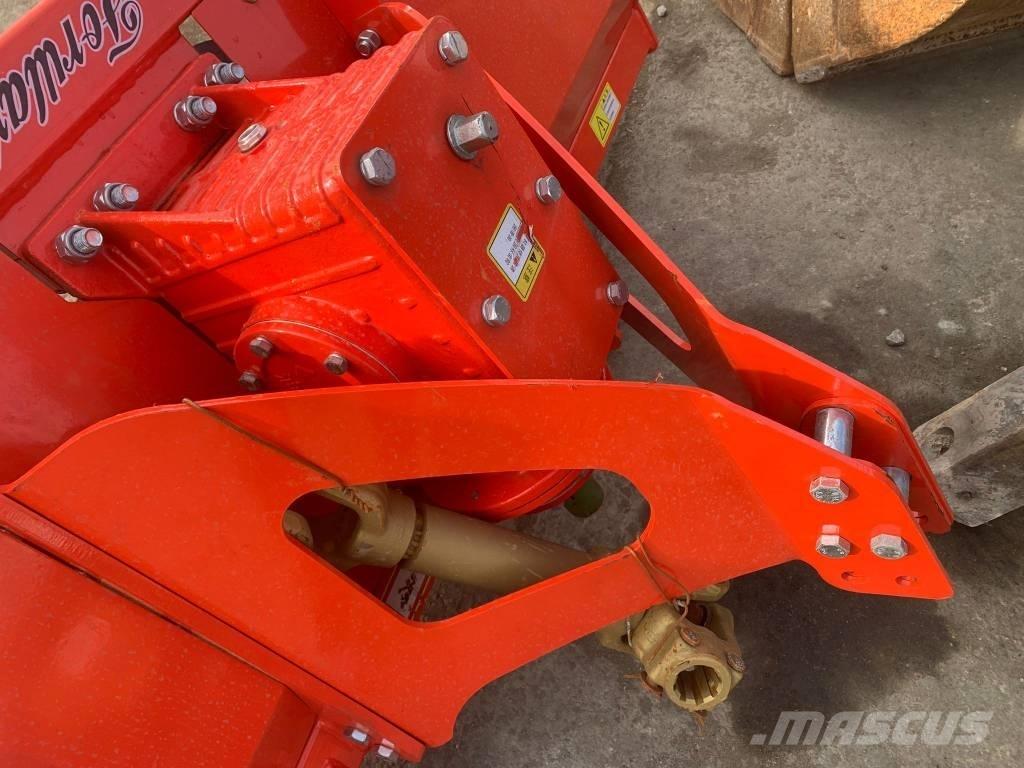  1GKN 180 Brony