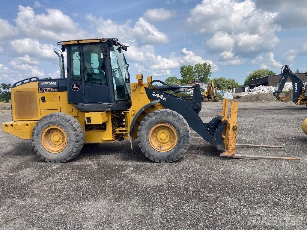 DEERE 444K Ładowarki kołowe