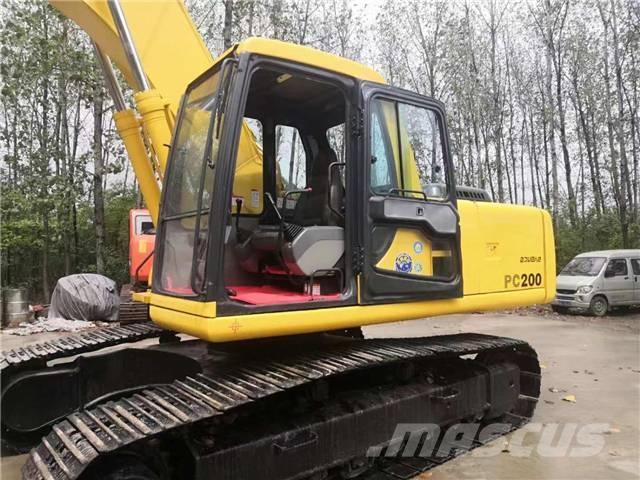 Komatsu pc200-6 Koparki gąsienicowe
