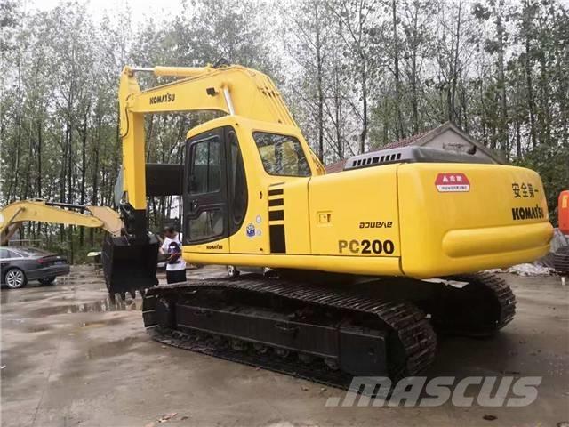 Komatsu pc200-6 Koparki gąsienicowe