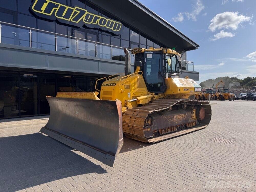 Komatsu D71 PXi-24EO Spycharki gąsienicowe