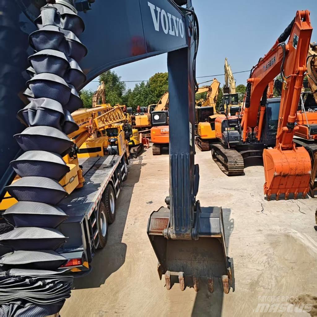 Volvo EC 220 Koparki gąsienicowe