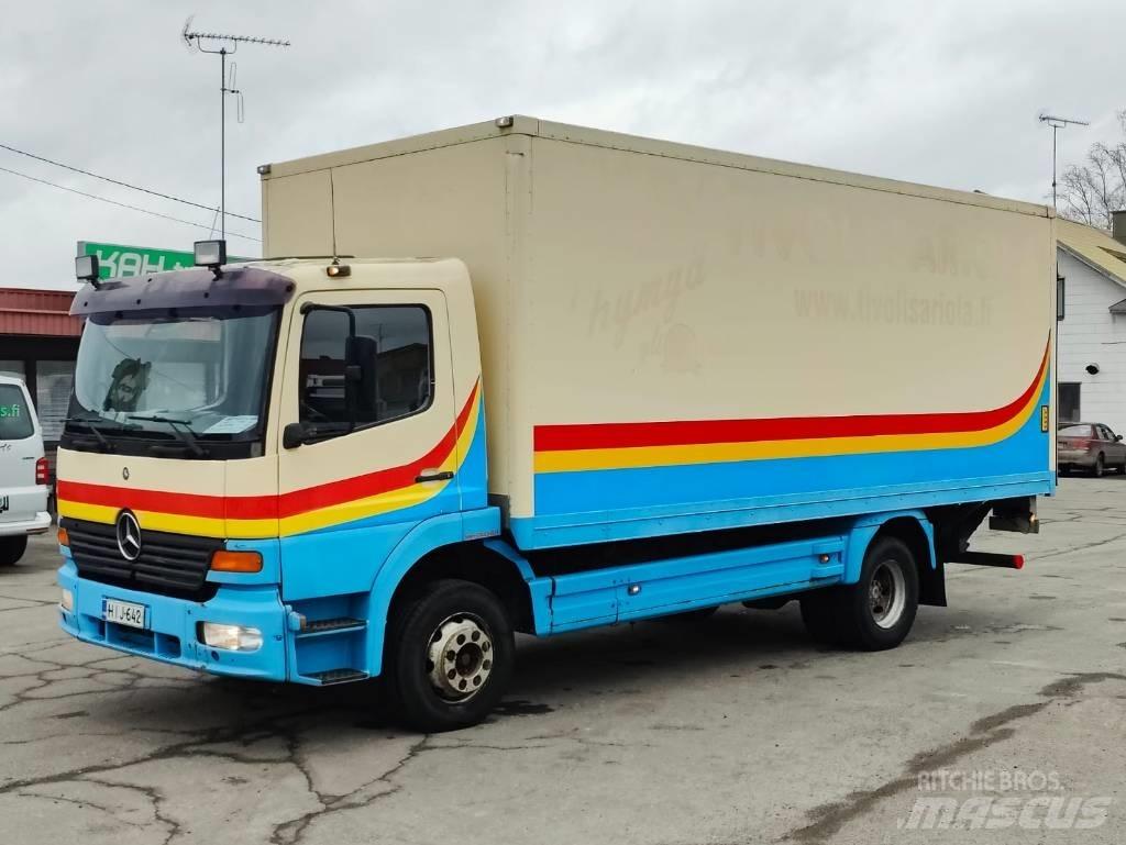 Mercedes-Benz 1223 Samochody ciężarowe ze skrzynią zamkniętą