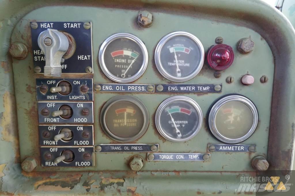 CAT D7F Ex-army Spycharki gąsienicowe