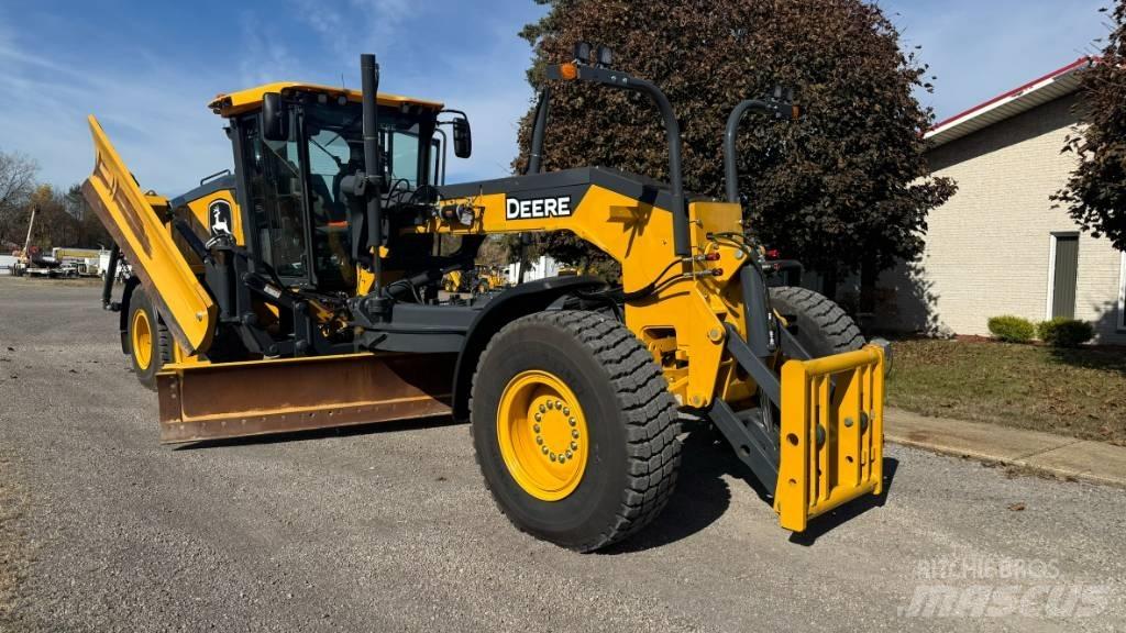 John Deere 872 GP Równiarki