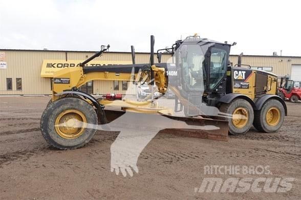 CAT 140M Równiarki