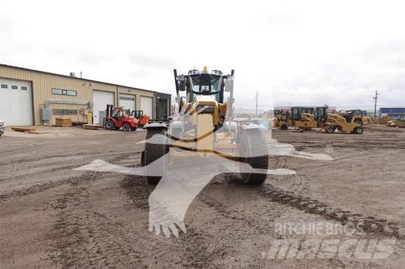 CAT 140M Równiarki