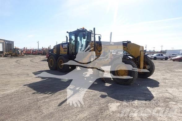 CAT 140M AWD Równiarki